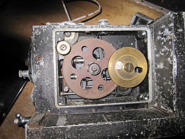 motor side 421.jpg (974.36 KiB) Viewed 32911 times motor side 421.jpg