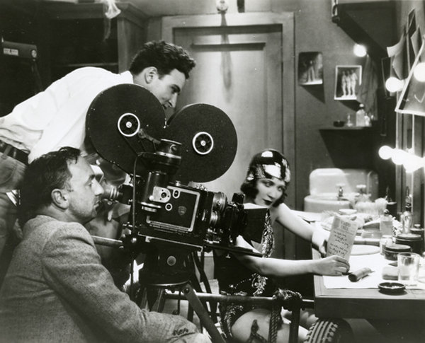 Hal-Mohr-unknown-camera.jpg (180.97 KiB) Viewed 44804 times Hal-Mohr-unknown-camera.jpg